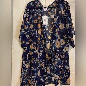 LuLaRoe Daphne cover up XL (size 18-28)